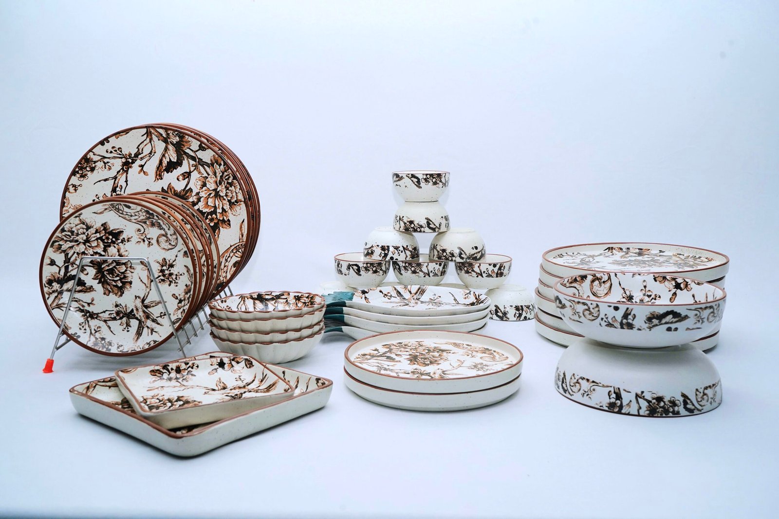 Elegant Floral Dinnerware Set